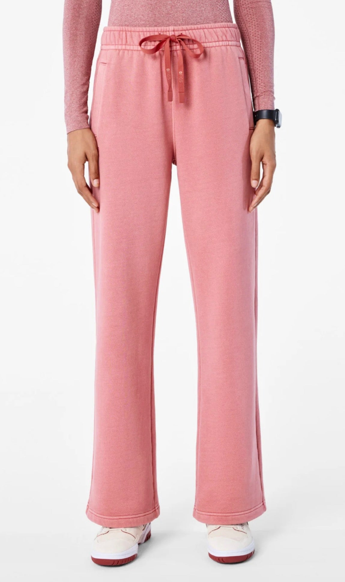 LOUNGEAR