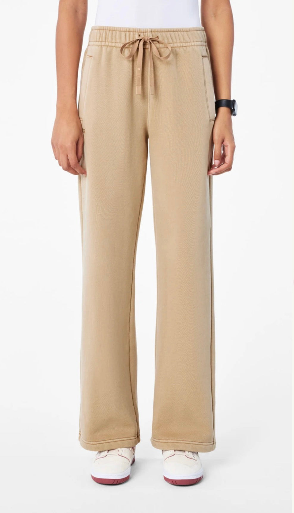 LOUNGEAR